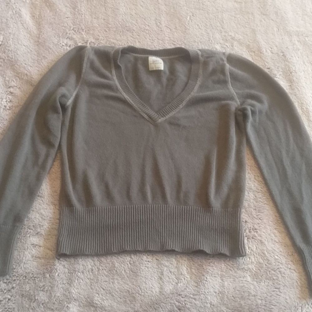 Grey sweater